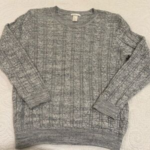 H & M sweater